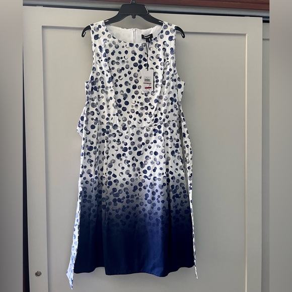 dkny blue polka dot dress Ombre Tie Fit Flare Size:4XB Sherwin Williams 